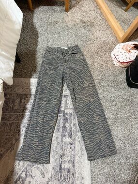 Women's Tiger-Stripe Wide Leg Jeans